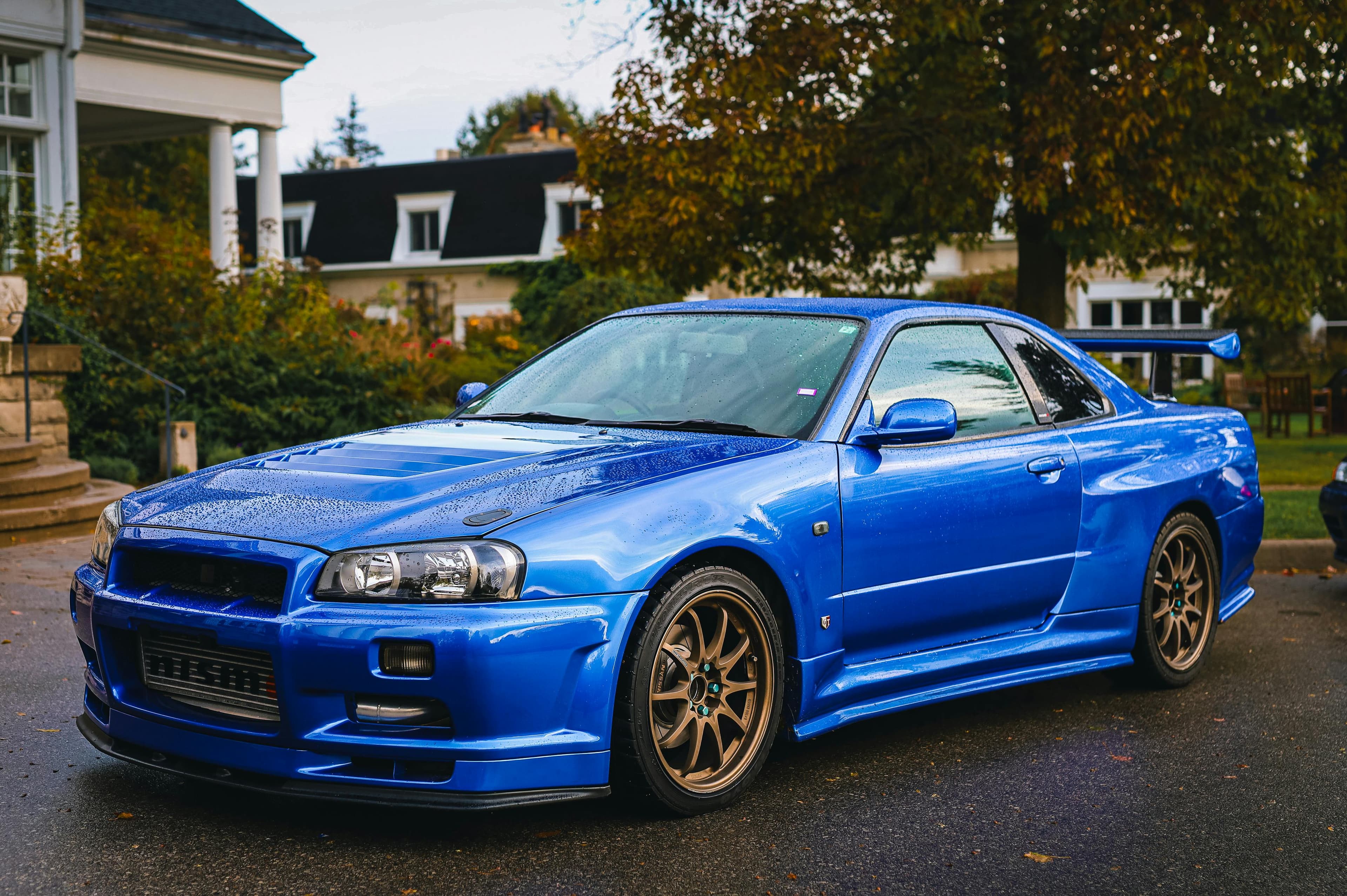 How to Purchase and Import a Nissan Skyline R32/R34 GT-R in 2025: A Comprehensive Overview